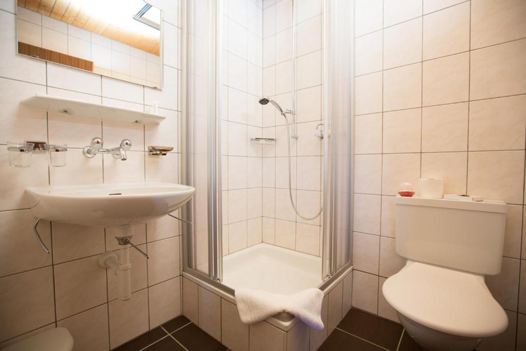 Sonnegg Hotel Zweisimmen Szoba fotó